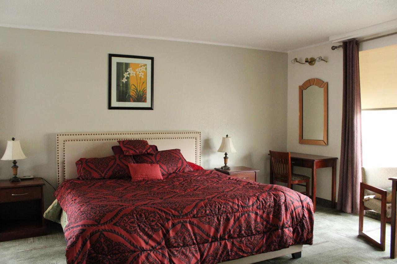 American Travel Inn Pullman Kültér fotó