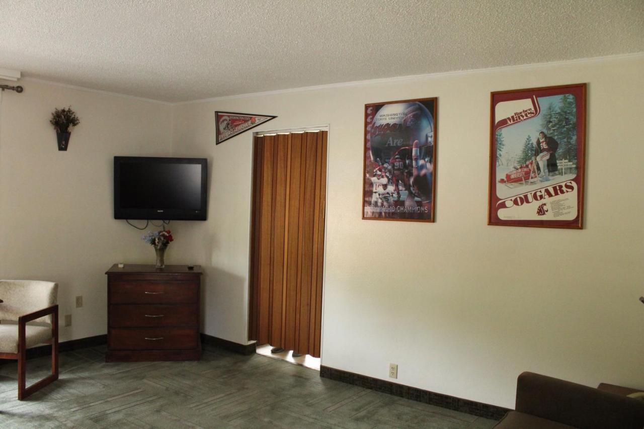 American Travel Inn Pullman Kültér fotó